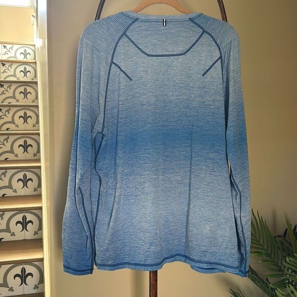 TOMMY BAHAMA Island Zone Activewear Tee - Picture 4 of 6